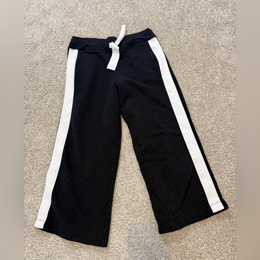 ALALA Womens Wide Leg Crop Sweat pants small